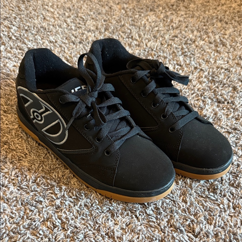 Heelys Black and Brown Kids Sneakers